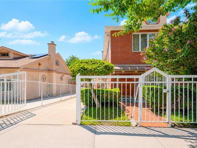 House for sale in Arverne, New York