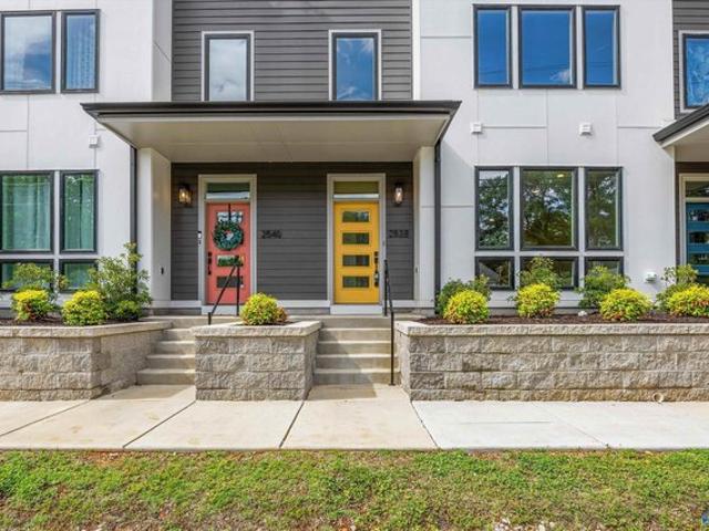 Townhouse for sale in Huntsville, Alabama