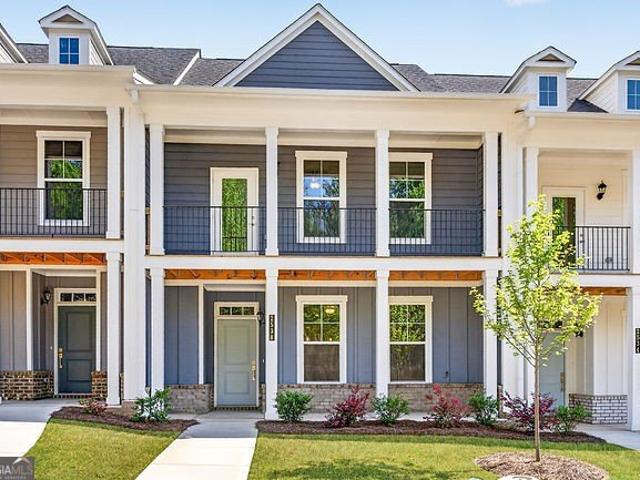 Townhouse for sale in Gainesville, Georgia