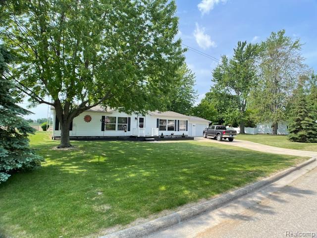 House for sale in Deckerville House for sale in Deckerville