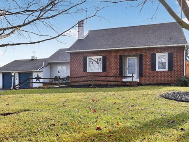 House for sale in Bird In Hand, Pennsylvania
