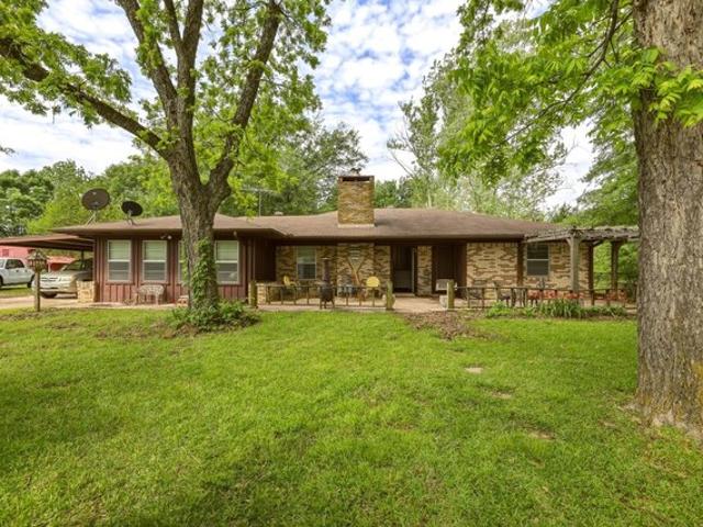 House for sale in Atlanta, Texas