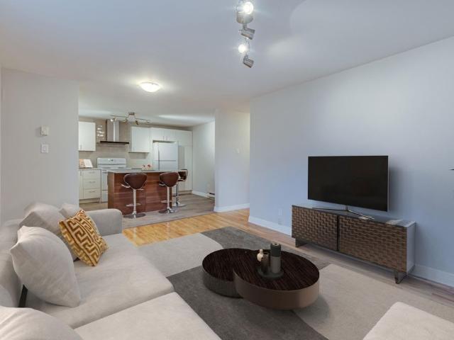 Apartment for rent in Dorval, Quebec