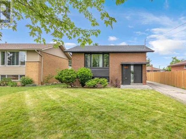 House for sale in Ancaster, Ontario