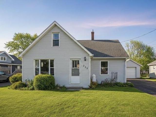 House for sale in Prince, Prince Edward Island