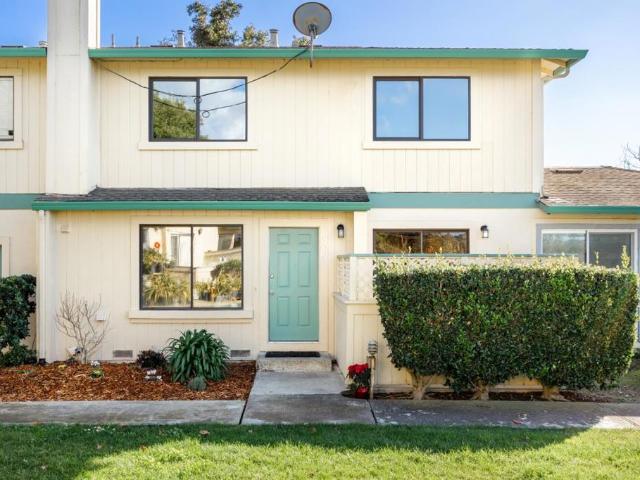 Condo for sale in Freedom, California
