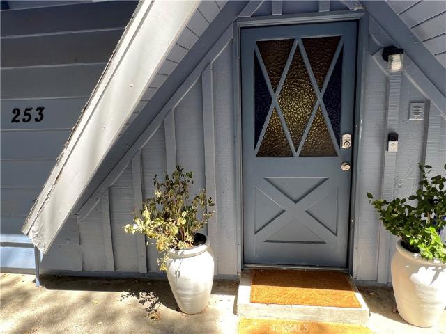 House for sale in Twin Peaks, California