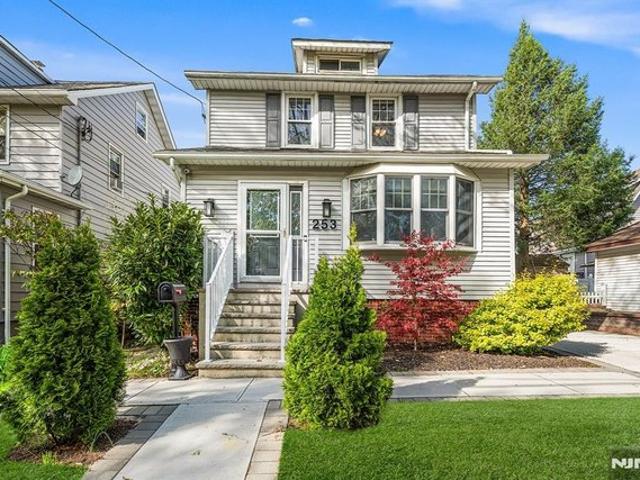 House for sale in Bogota, New Jersey