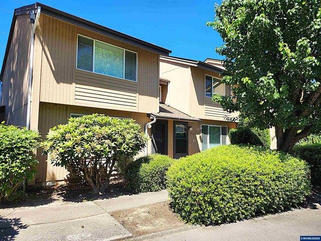 Condo for sale in Oregonia