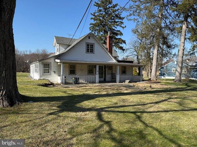 House for sale in Hopewell, New Jersey