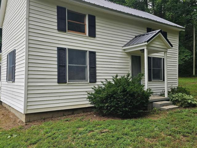 House for sale in Columbia, Kentucky