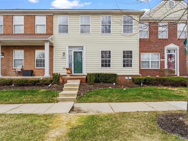Condo for sale in Pontiac, Michigan