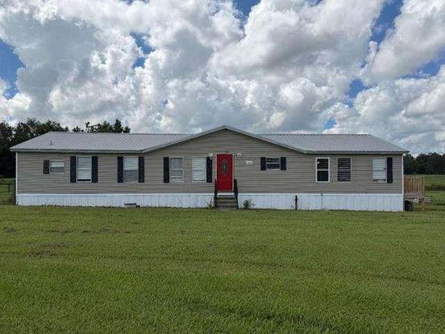 House for sale in Fort White, Florida
