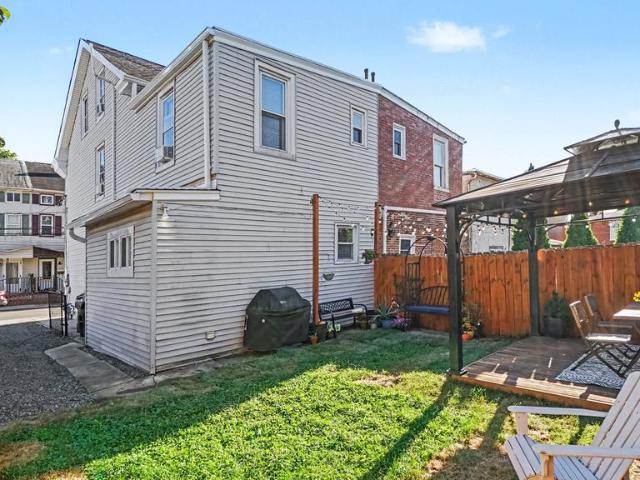 Townhouse for sale in Chester, Pennsylvania