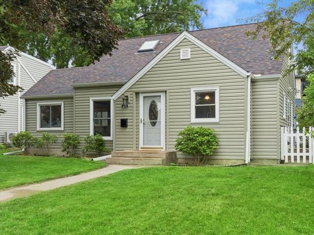 House for sale in Hennepin, Minnesota