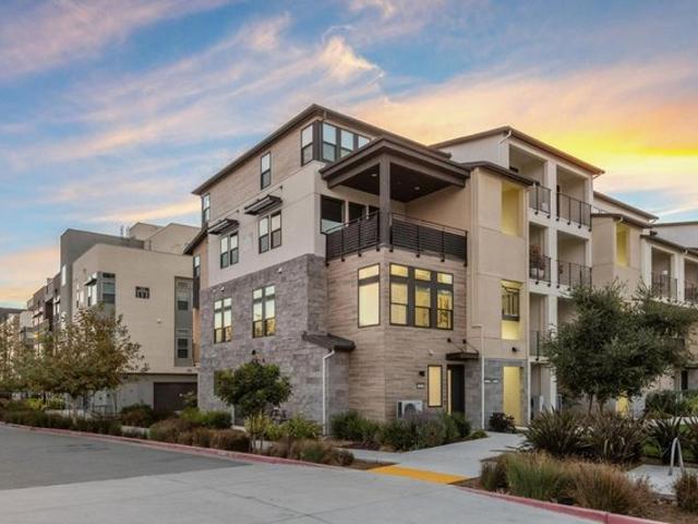 Condo for sale in San Mateo, California