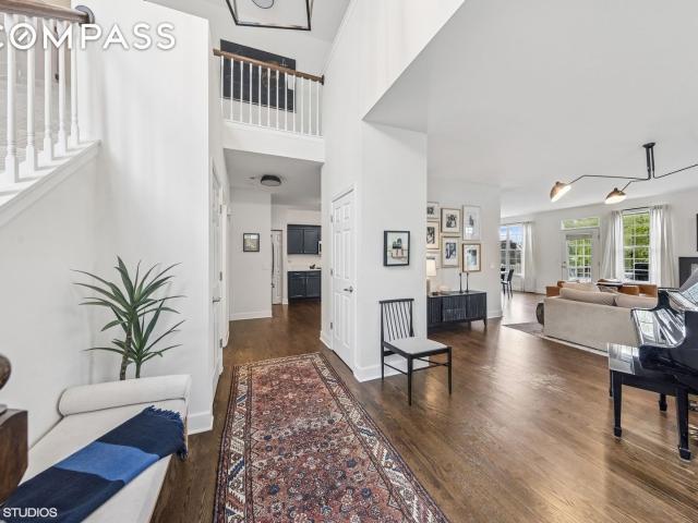 Townhouse for sale in Bloomingdale