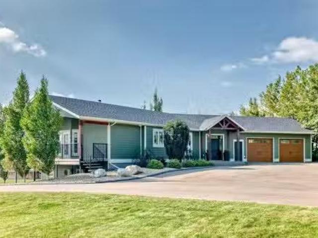 House for sale in Alberta
