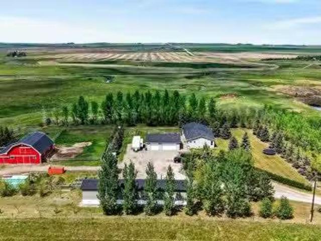 House for sale in Alberta