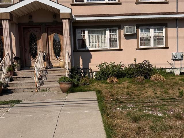 House for sale in Queens, Arverne