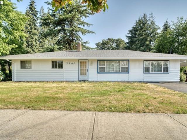 House for sale in Oregonia