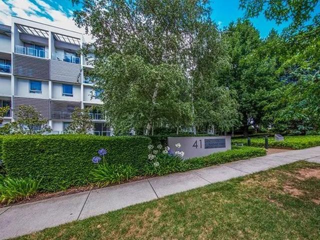 Apartment for rent in Barton, Australian Capital Territory