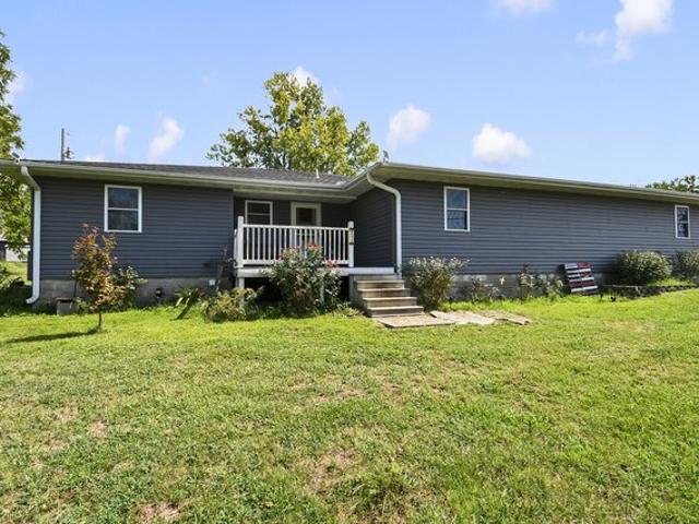House for sale in Barry, Missouri