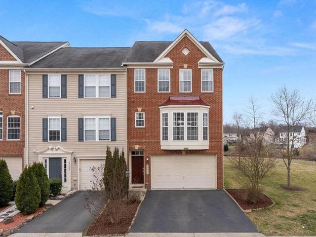Townhouse for sale in Virginia