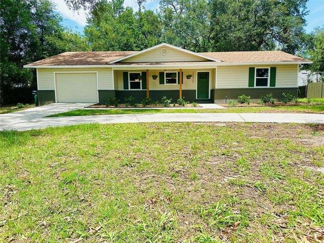 House for sale in Newberry, Florida