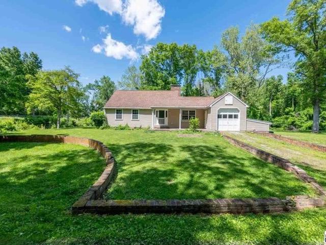 House for sale in Terre Haute, Indiana