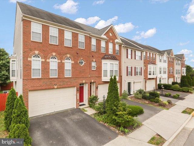 Townhouse for sale in Virginia