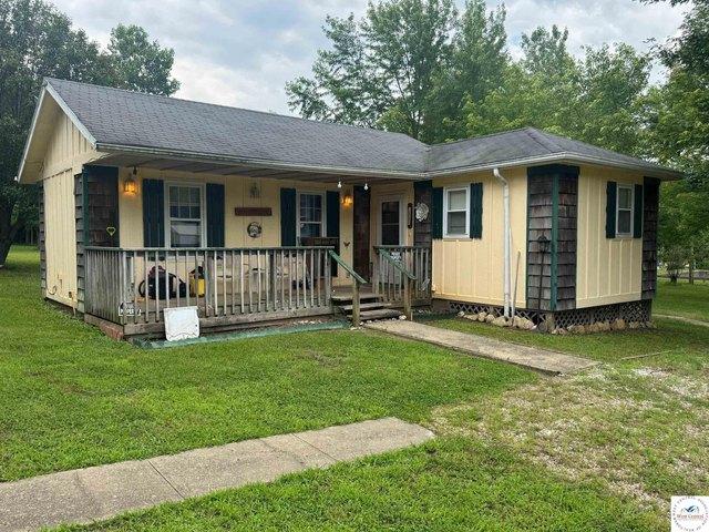 House for sale in Hickory, Missouri