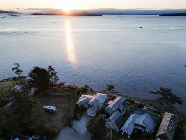 House for sale in Sidney, British Columbia