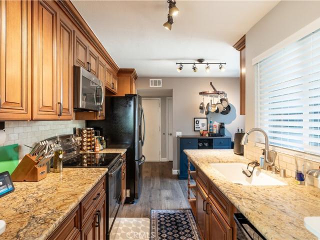 Property for rent in Canoga Park, California