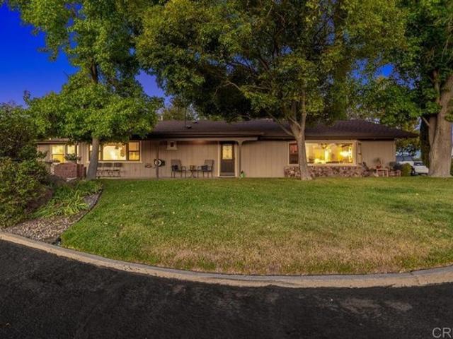 House for sale in Santa Ysabel, California