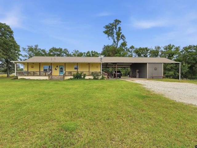 Farm for sale in Bogata, Texas
