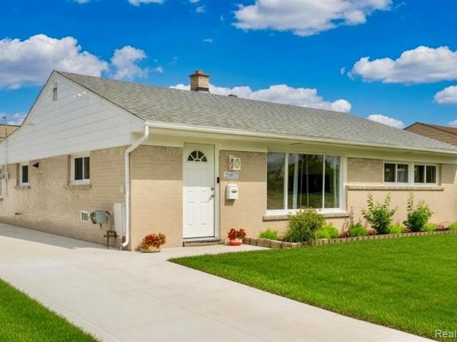 House for sale in Madison Heights, Michigan