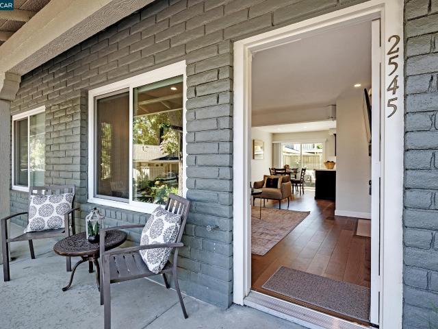 Townhouse for sale in San Ramon, California