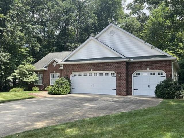 House for sale in Edwardsburg, Michigan