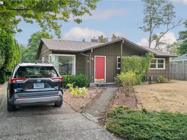 House for sale in Centennial, Gresham