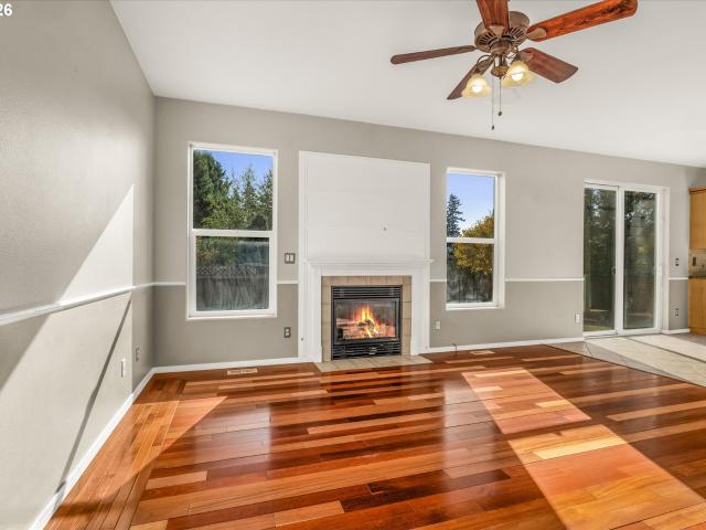 House for sale in Woodburn, Marion County