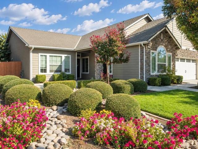 House for sale in Kayenta Crossing, Visalia