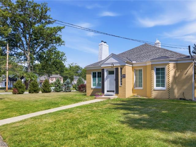 House for sale in Bay Village, Ohio