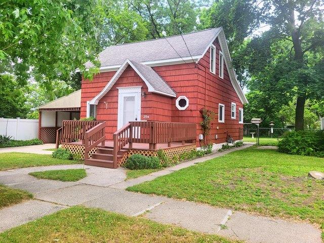 House for sale in Manistee, Michigan
