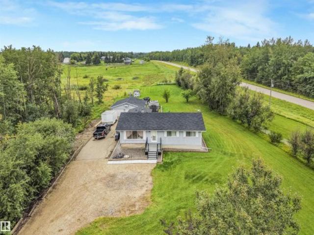 House for sale in Alberta