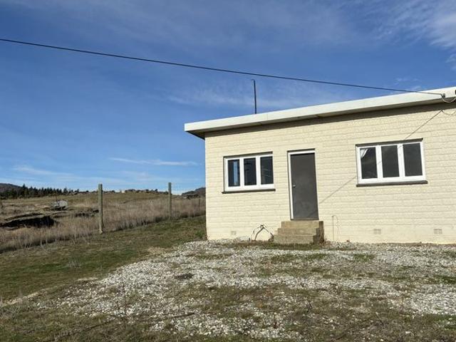 House for rent in Alexandra, Vincent Community