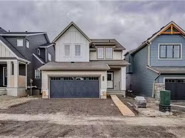House for sale in Airdrie, Alberta