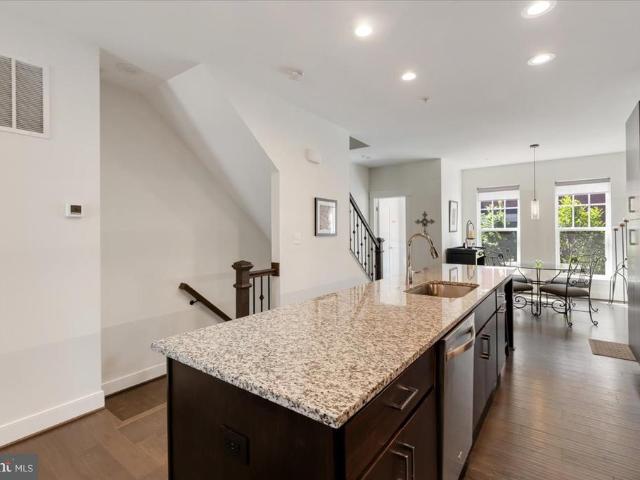 Townhouse for sale in Virginia