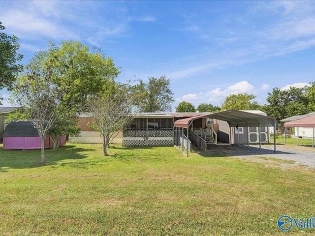 House for sale in Owens Cross Roads, Alabama