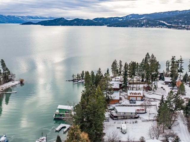 House for sale in Lakeside, Montana